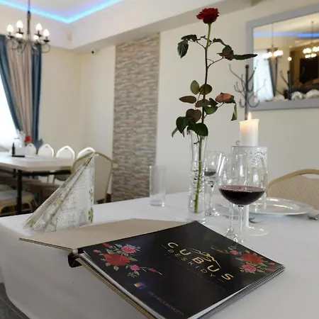 Cubus-beskidy Couette-café 3*